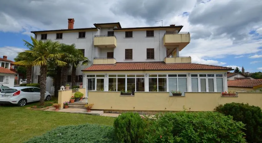 House in Žminj for 3 people with 1 room Ref. 581965 - Image 1