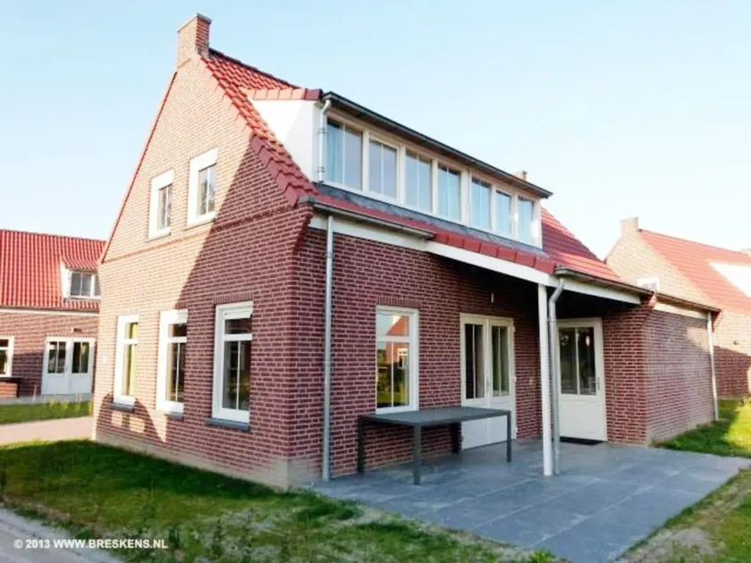 Breskens Beach Getaway - Image 1
