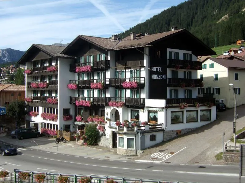 GH Hotel Monzoni - Image 1