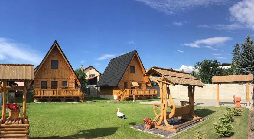 Cottage Family - Image 1