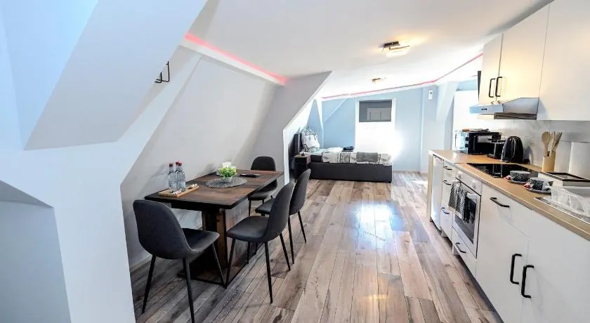 Happy -Apartments - Image 1