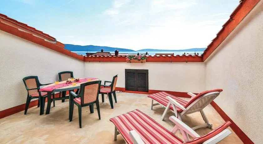 Looking for an apartment in Kaštela riviera - Image 1
