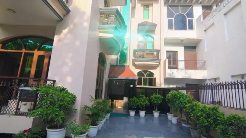FabHotel The Arjun - Image 1