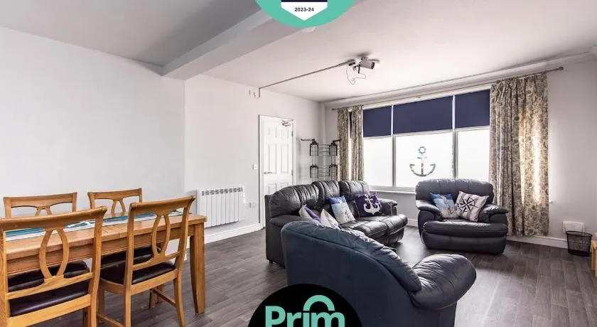Maritime House Two - 4BR Sleeps 10 Near City Centre - Image 1
