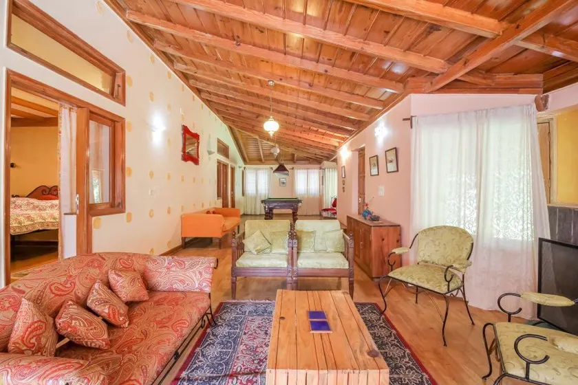 Woodside Retreat - Image 1