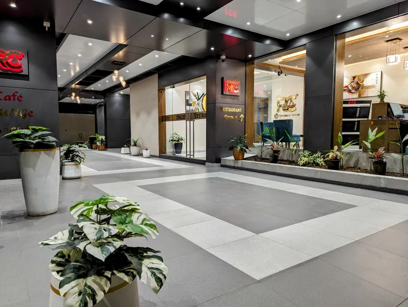 Hotel Red Chillee Restro - Image 1
