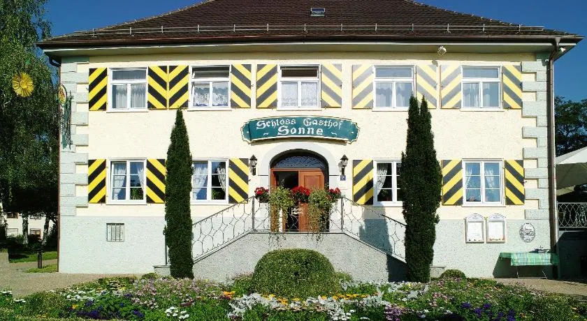 Schloss-Gasthof Sonne - Image 1