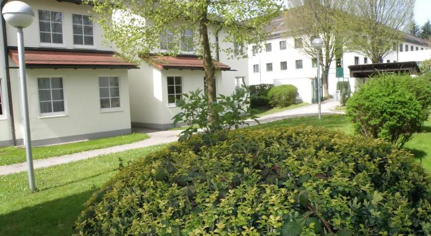 Hotel Sommerhaus am Internats-Campus - Image 1