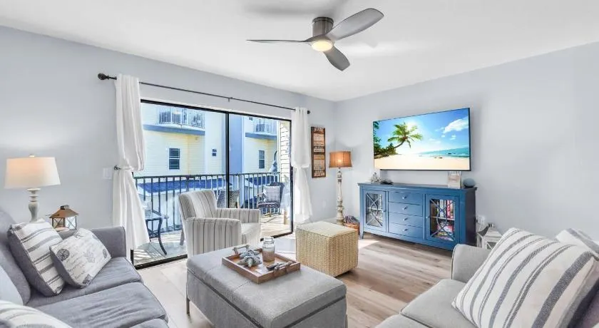 Bayview Villas - Bayview Shores - Image 1
