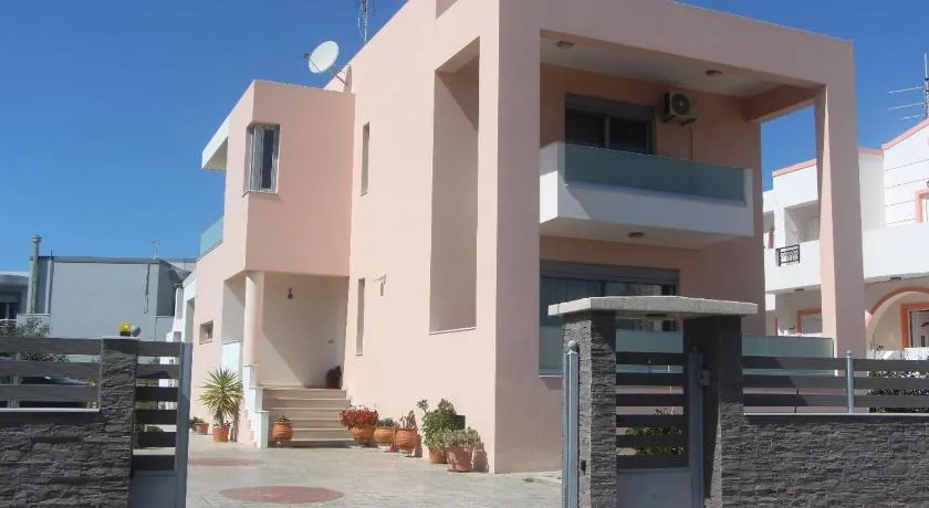 Valentina's Luxe Apartment - Image 1