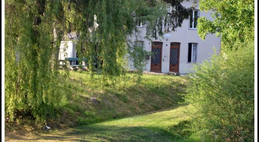Gîte AU BORD DE L'EAU jusqu'à 8 personnes - Image 1