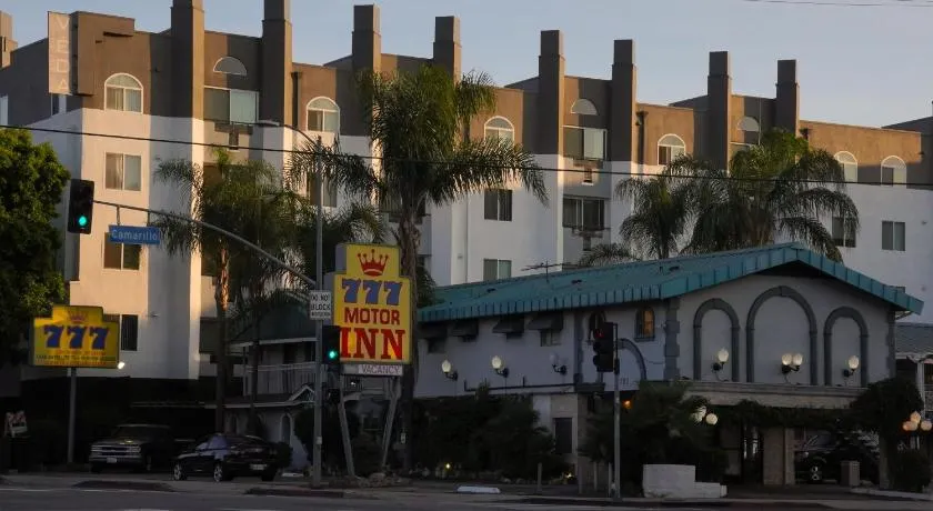 777 Motor Inn - Image 1