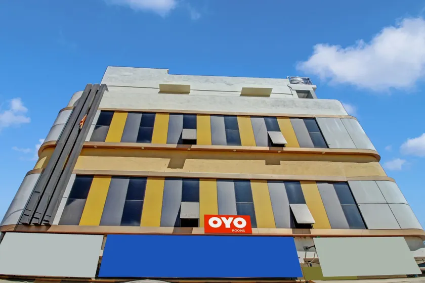 Hotel O Krs Comforts - Image 1