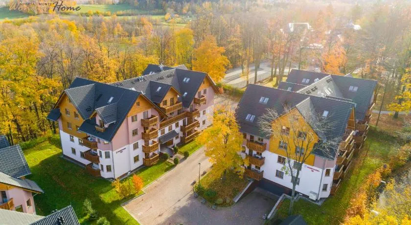 Wonder Home - Apartamenty Leśny Dom z balkonami, niedaleko centrum, w cichej okolicy - Image 1