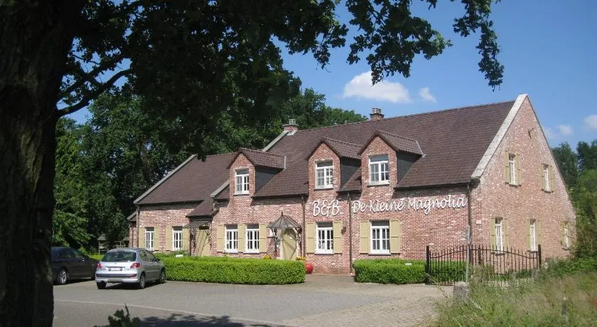 Bed & Breakfast De Kleine Magnolia - Image 1