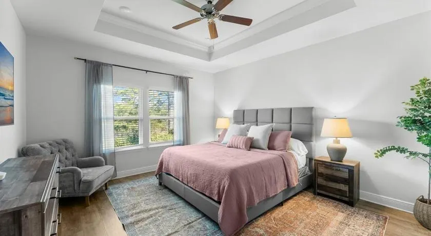 Steps to pool, beach, dining, pet friendly, and Windmark Village Center - Image 1