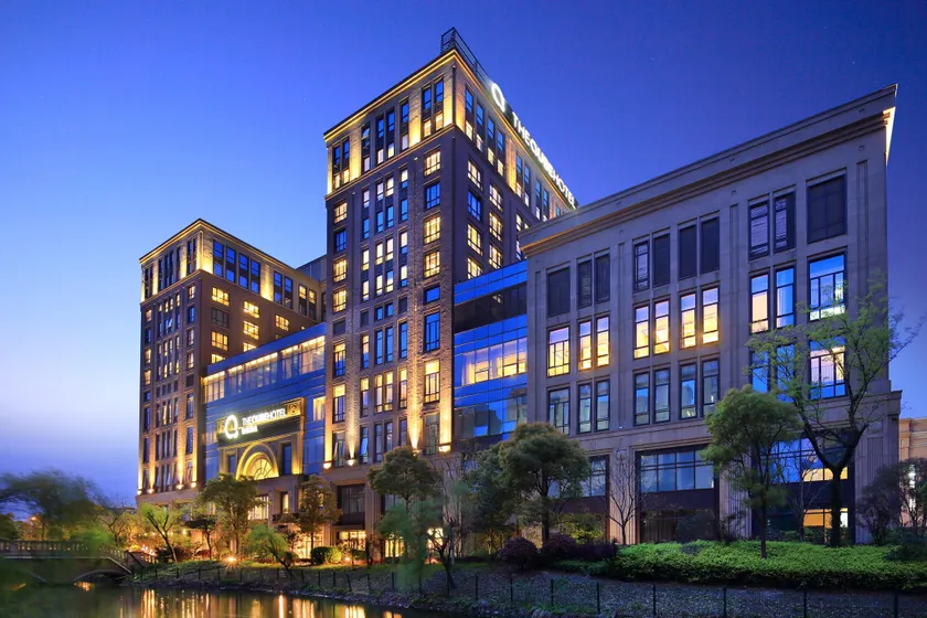 Grand Skylight Hotel Shanghai Songjiang - Image 1