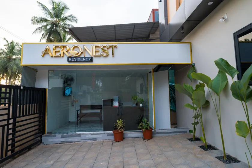 Hotel Aeronest Residency - Image 1
