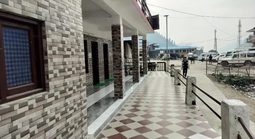Hotel Shri Yamuna Gaulok Dham - Image 1