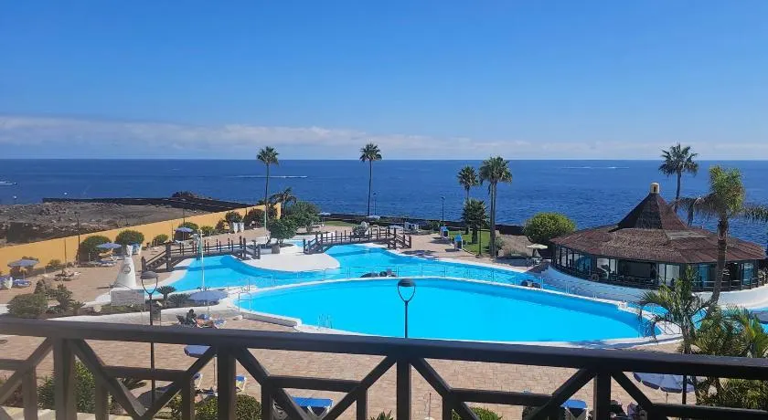 For your best holiday in Rocas del Mar with amazing ocean view - Image 1