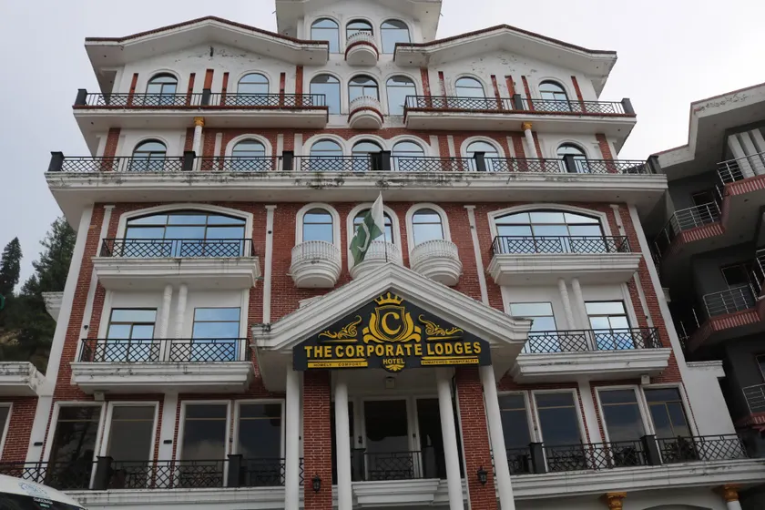 The Corporate Lodges Hotel by Khan Familia Travels - Image 1