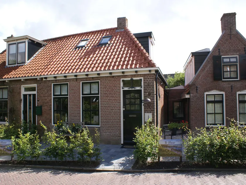 2 Luxury Mudflat Cottages Next To Each Other - Image 1