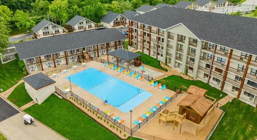 Roark Home Suites - Branson Landing, Gym, Indoor Pool - Image 1