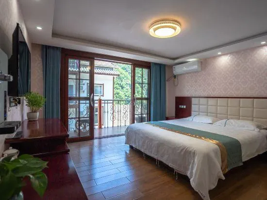 Camellia Villa - Image 1