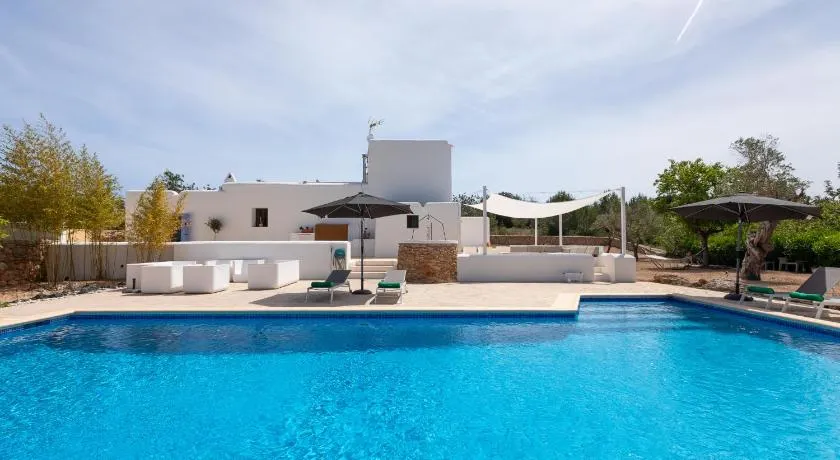 New! Villa Plana Menut - Image 1