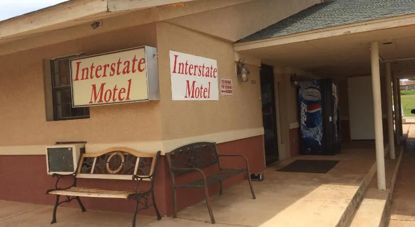 Interstate Motel - Image 1