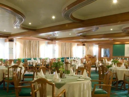 Hotel Shreemaya Residency - Image 1