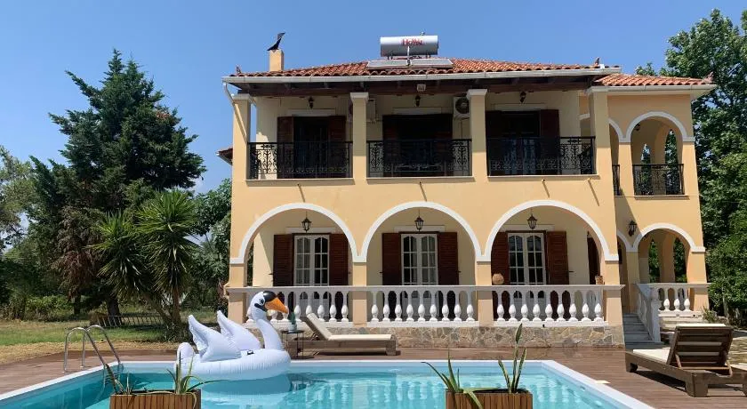 Villa Fos - Image 1