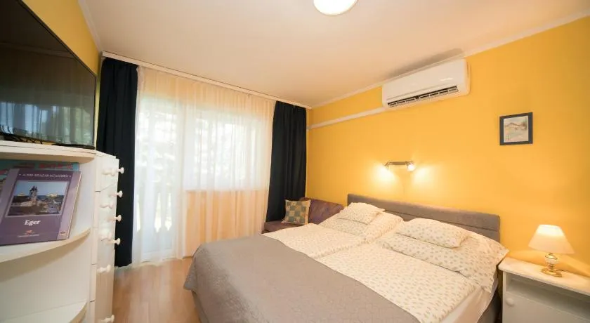 Siesta Vendégház - Image 1