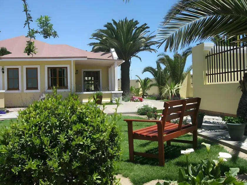 Cornerstone Guesthouse - Image 1
