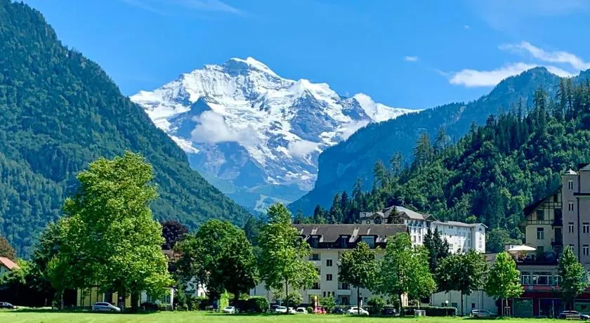 Wetterhorn, Eiger, Jungfrau, Amazing! - Image 1