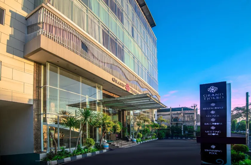 Grand Tjokro Yogyakarta Hotel - Image 1
