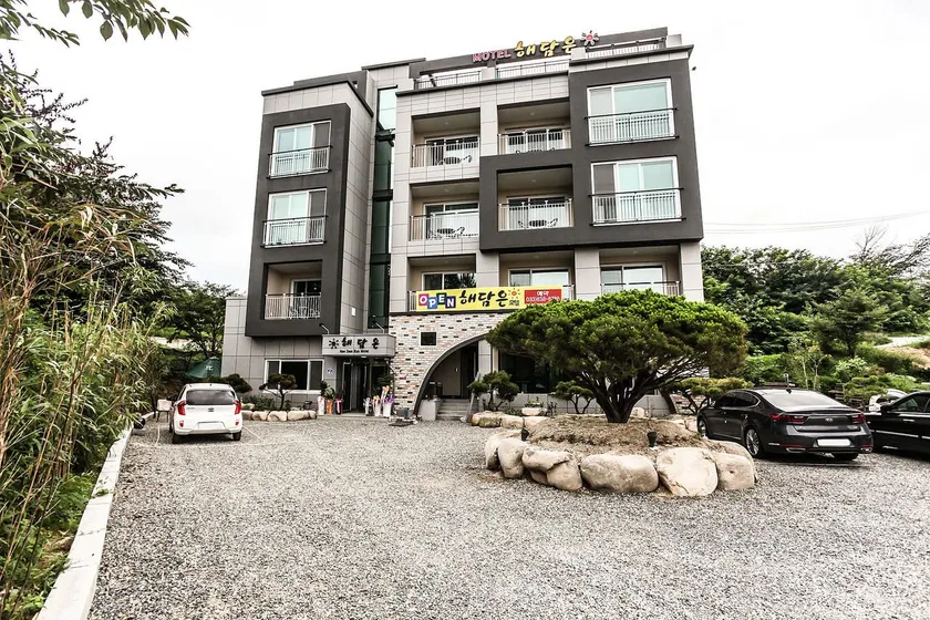 Goseong (Sokcho) Haedam-eun - Image 1