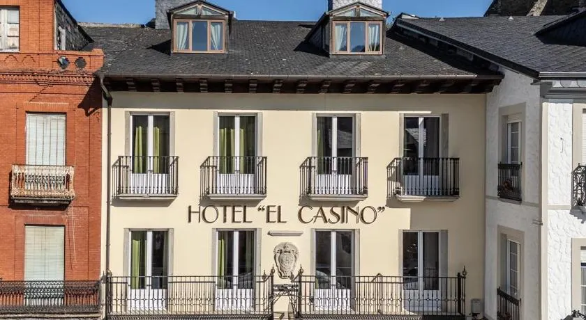 Hotel & Restaurante El Casino - Image 1