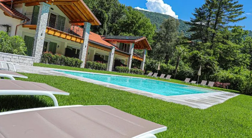 House & Pool - Image 1