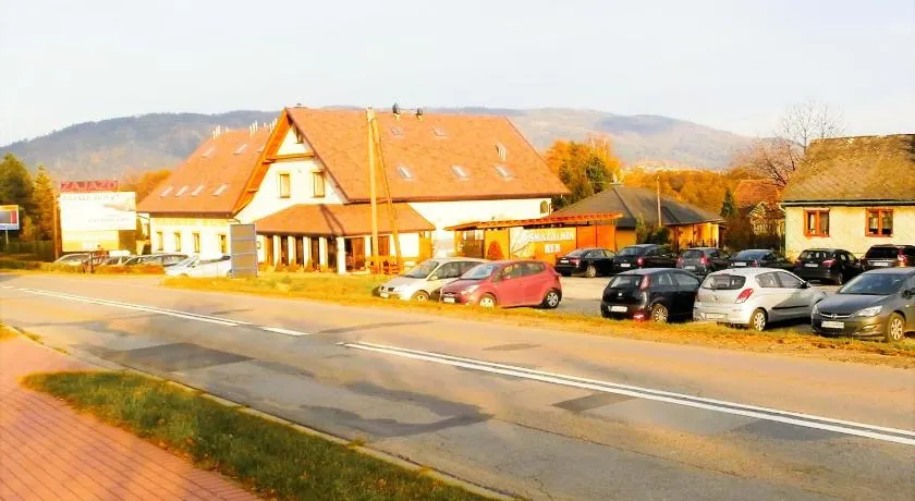 Sum Restauracja & Hotel - Image 1