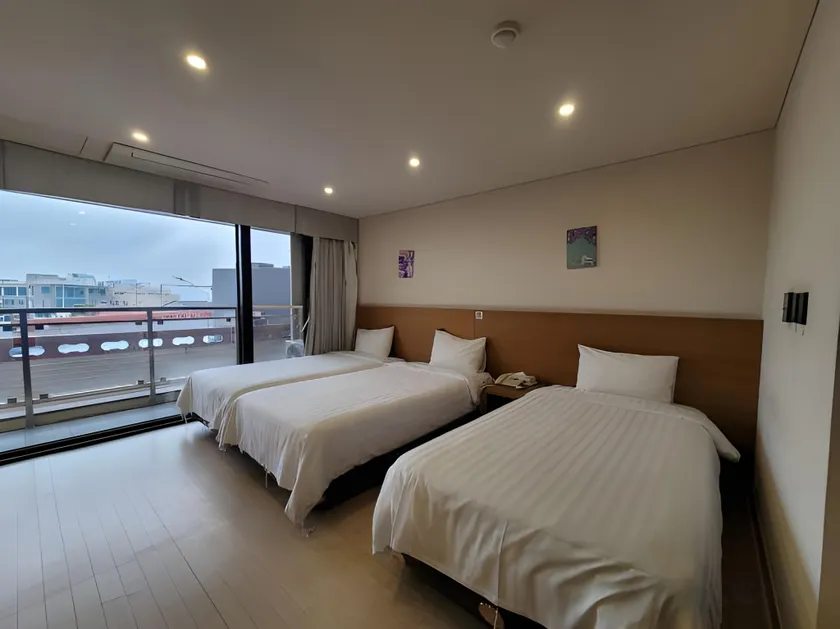 BK Hotel Jeju - Image 1