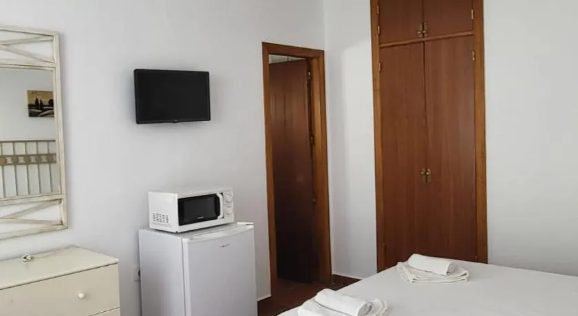 Habitaciones Martín - Image 1