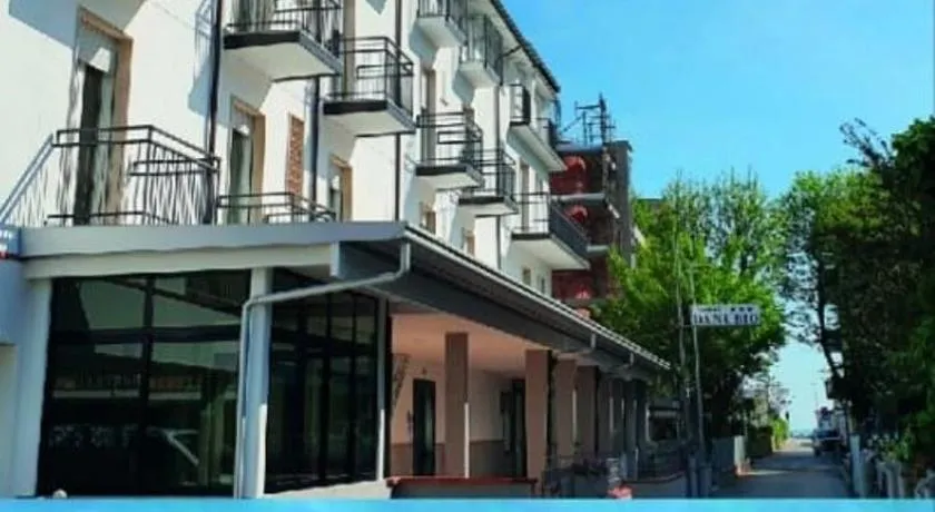 Hotel Danubio - Image 1
