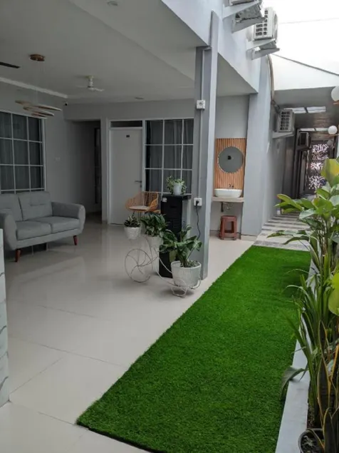 NiEr Guesthouse Zwei Syariah - Image 1