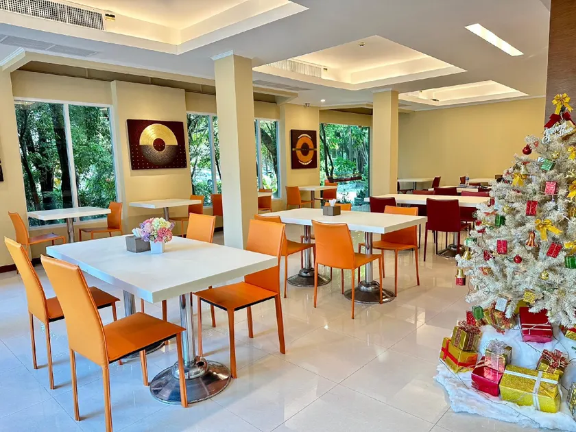 Calypzo Bangkok - Image 1