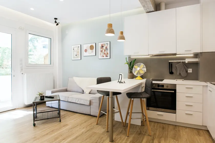 Disinffected Kifissia Central near Metro Apartment 1BR - Image 1
