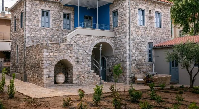 ENGLEZENA'S GUESTHOUSE - Image 1