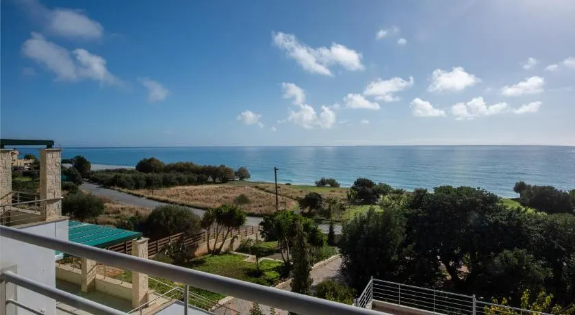 Portela Suites Kampoula - Image 1