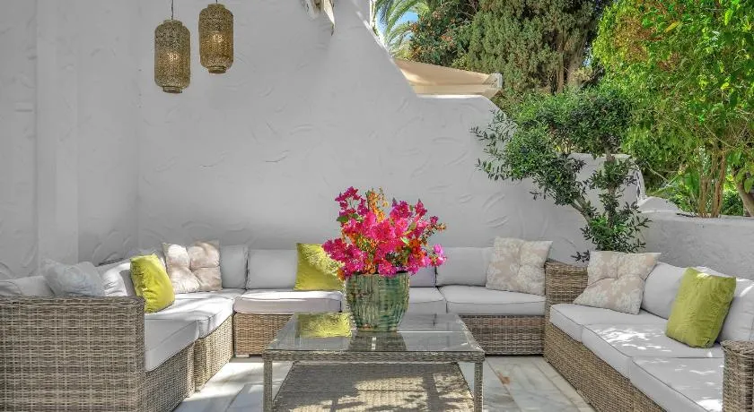 Marbella Real - 3 Bedroom Apartment - Image 1