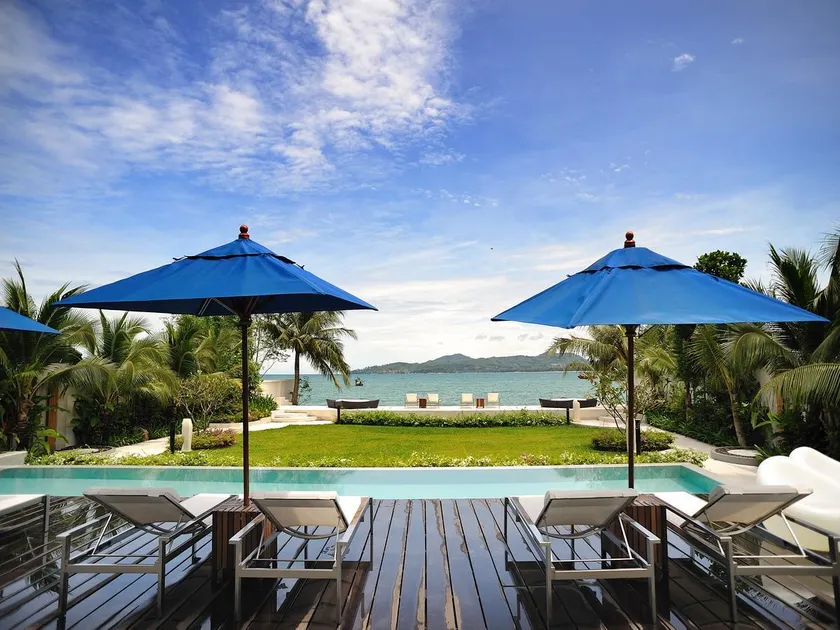 Beachfront - Image 1